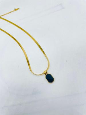 Black Gold Plated Alloy Pendant – Stylish Fashion Jewellery