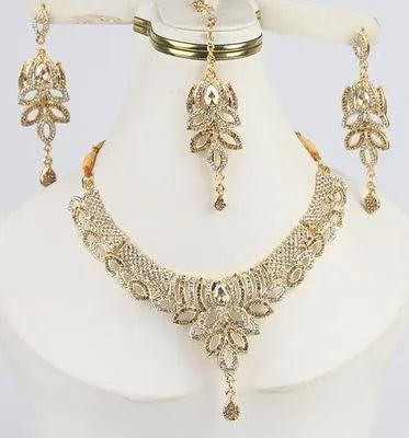 Women’s Golden Necklace Set with Earrings, Bindi & Dori – 4 Pcs Gift Set