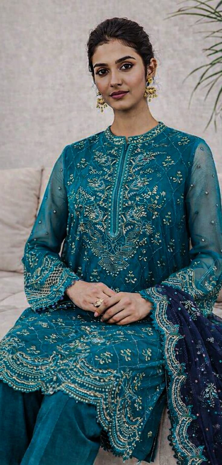 Women’s 3 Pcs Embroidered Lawn Suit – Bamber Embroidered Dupatta | Eid Special Green Dress
